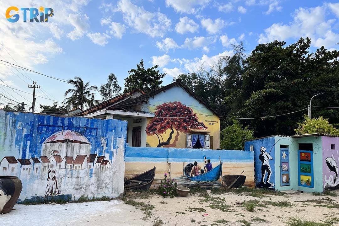 You can explore Tam Thanh Mural Village after visiting the Bang Than - Vung An Hoa